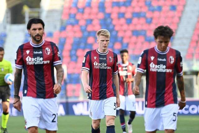 主场2-1力克海港后，青岛西海岸在中超联赛已经13轮不败